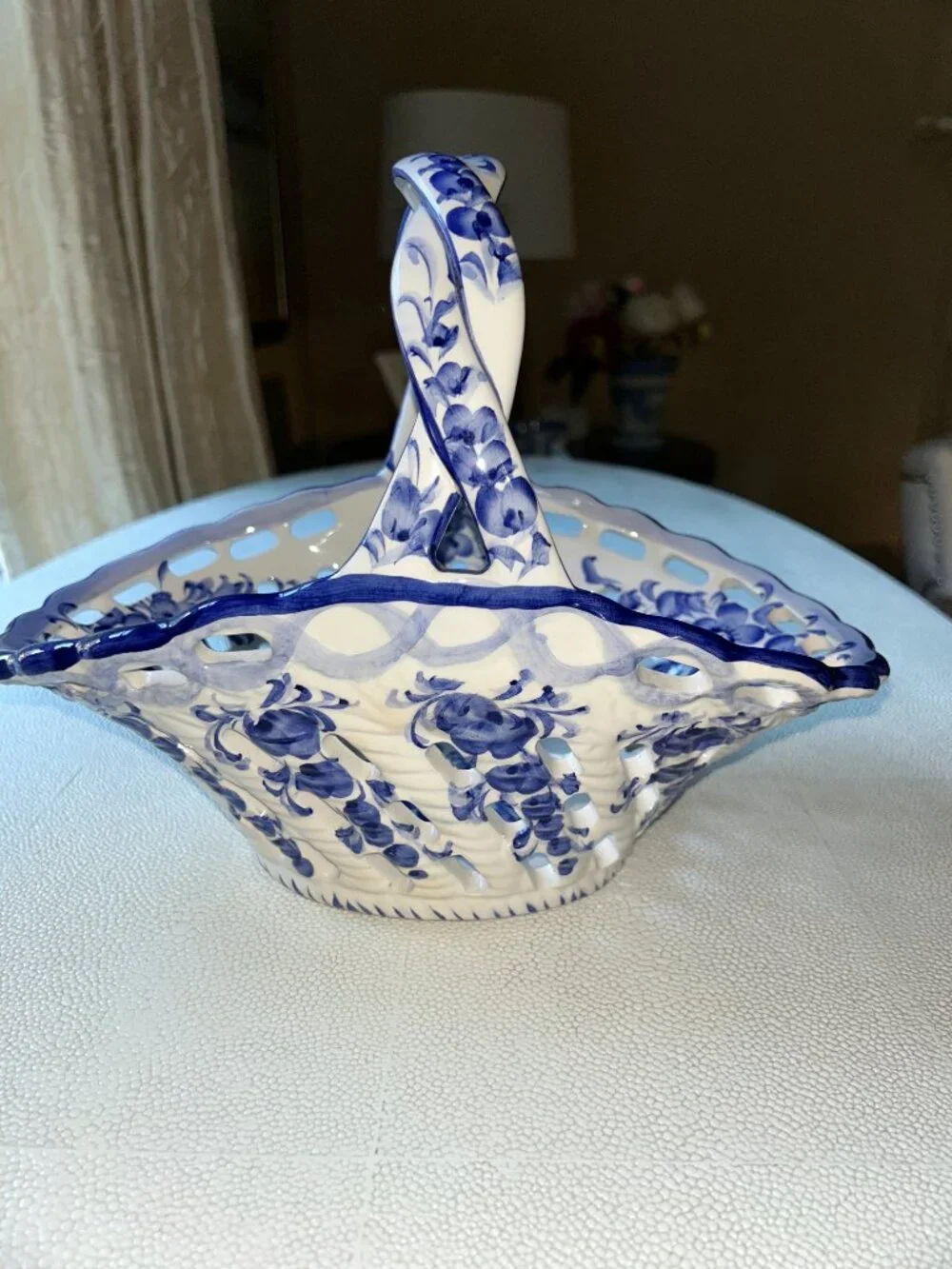 Salustro Portugal Porcelain Basket, Blue White Floral, handle